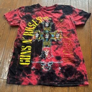 GUN & ROSES | UNISEX GUNS & ROSES TIE DYE T-SHIRT, SIZE S